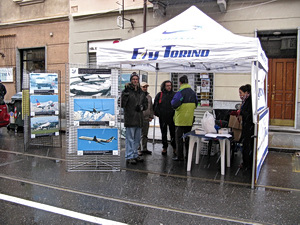 FrancescoAdv, Mattias, Beppe Mig, Zampa67 ed Eleonora nel gazebo di FlyTorino in via Monginevro