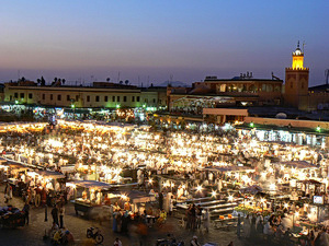 Una suggestiva immagine di Marrakech al tramonto - Photo courtesy www.camperviaggi.it