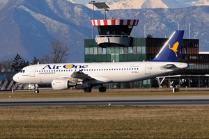 Airbus 320 Air One © Alberto Schilirò