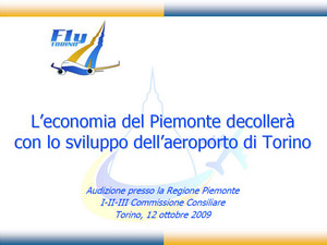 La prima slide della presentazione di FlyTorino