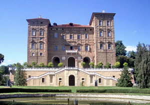 Castello ducale di Agliè - Photo courtesy Wikipedia