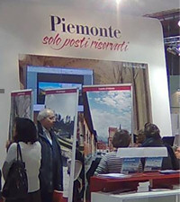 L&rsquo;aerostazione di Torino Caselle al tramonto © Beppe Miglietti